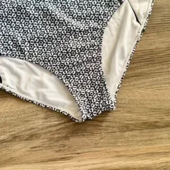NWT Nicole Miller High-Waisted Bikini Bottom Geometric Print Size L - Picture 9 of 16